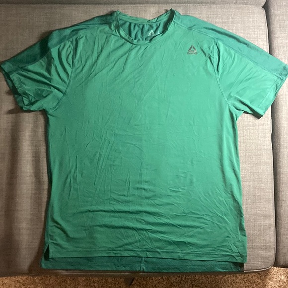 Reebok ActiveChill Move Shirt - Picture 1 of 4